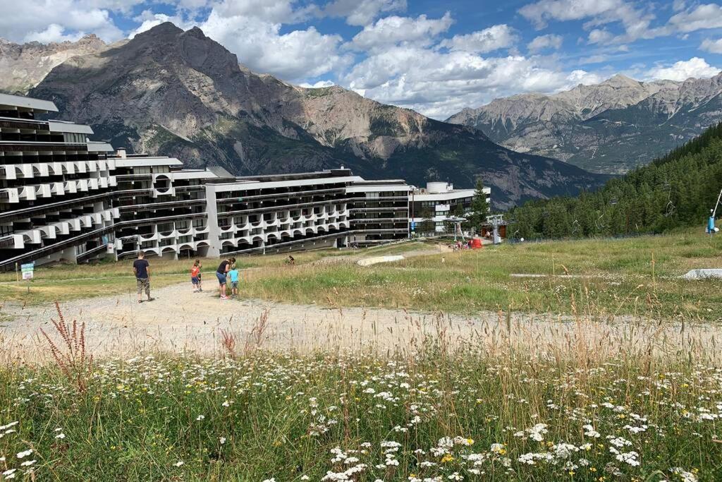 Studio 1600 Pied Des Pistes Avec Magnifique Vue 퓌생빈센트 외부 사진